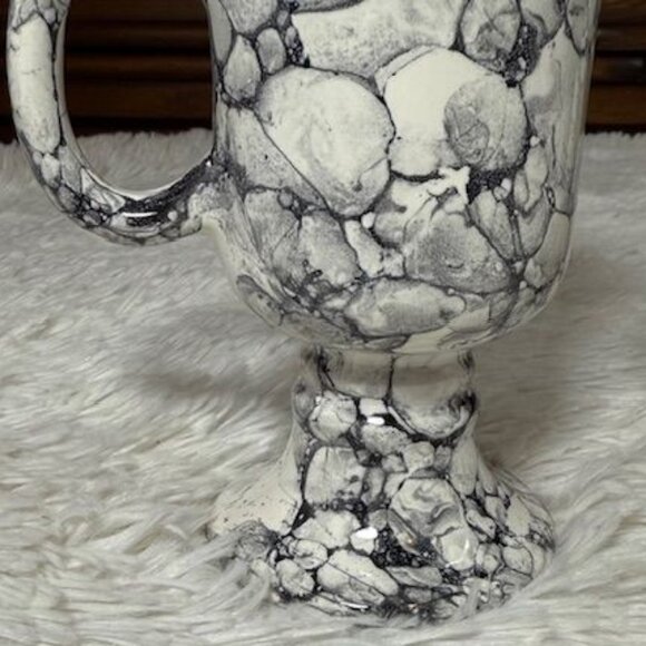 NWOT Set of 2 Marble Design Irish Coffee Cappuccino Latte Mugs - Picture 7 of 14